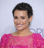 th_22890_Lea_Michele_39th_Annual_Peoples_Choice_Awards_in_LA_January_9_2013_108_122_1016lo.jpg