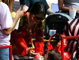 th_15773_A_day_at_the_market_in_Los_Angeles_022_122_107lo.jpg
