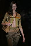 th_10994_md-lerage.com-ss05-rtw-milan-w-gucci-002-dxhwkbz3_122_462lo.jpg